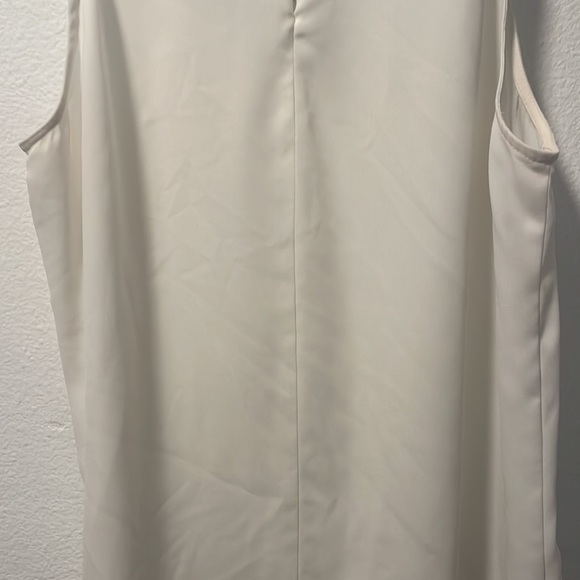 A LOFT Embellished Top! - Picture 11 of 13